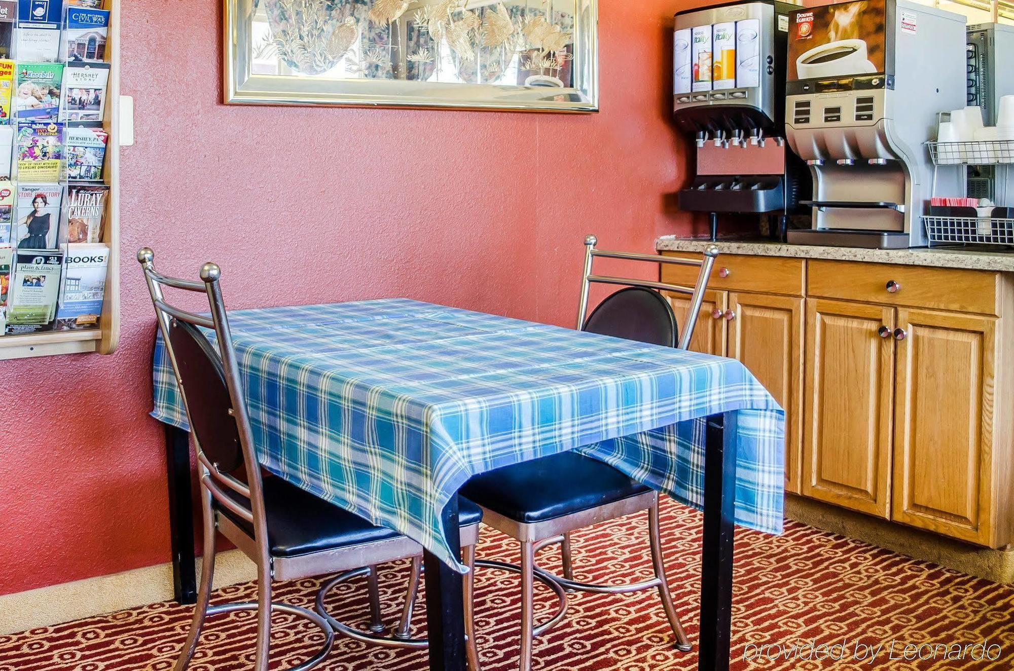 Rodeway Inn Гаррисберг Экстерьер фото