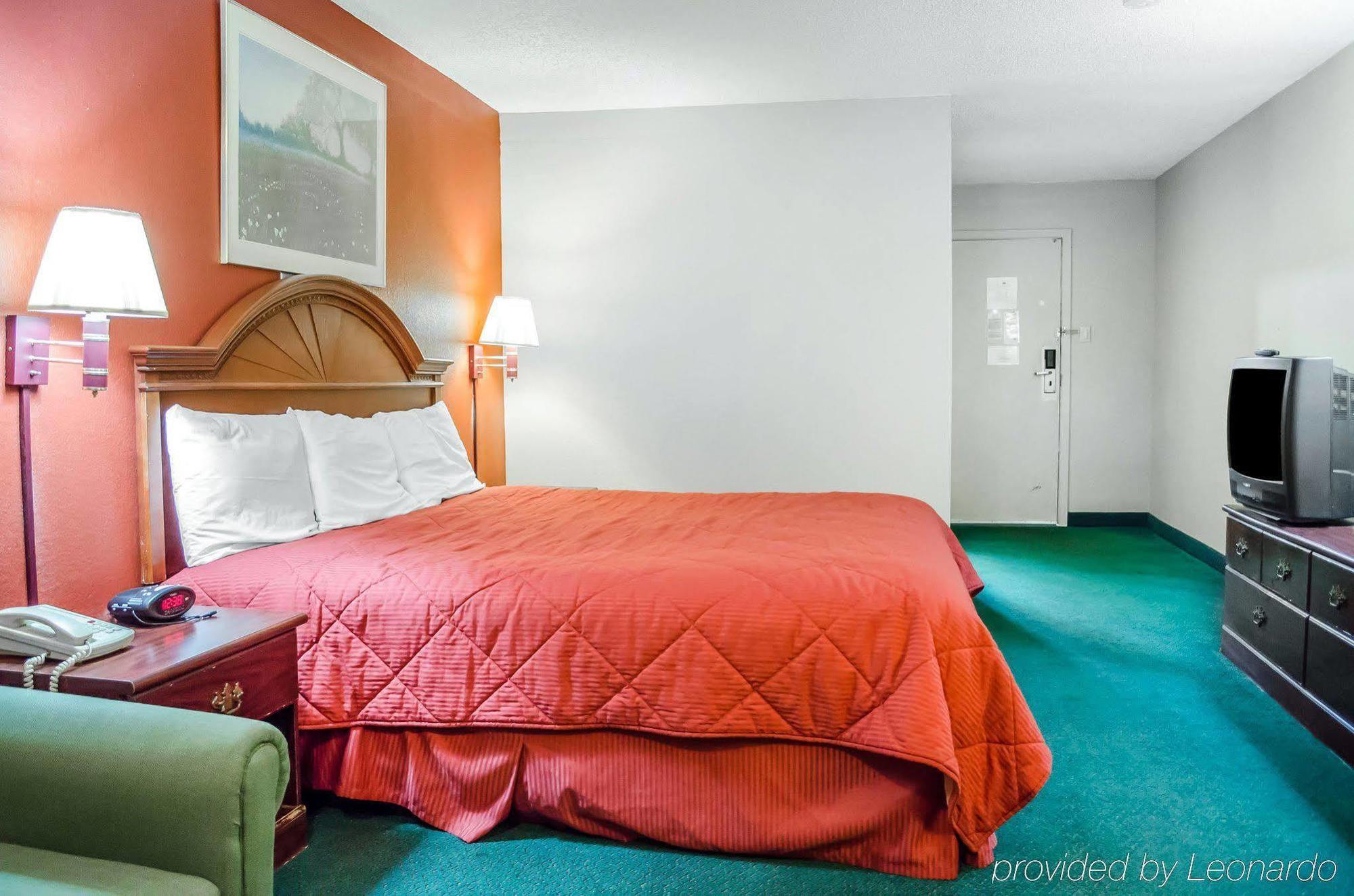 Rodeway Inn Гаррисберг Экстерьер фото